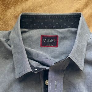 UNTUCKit Men's Dark Gray Button Down Shirt
